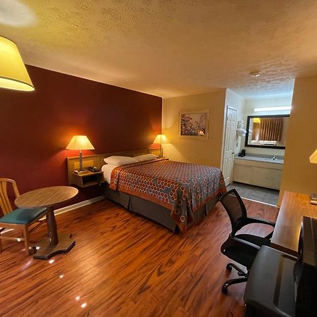 American Inn Stevenson מראה חיצוני תמונה