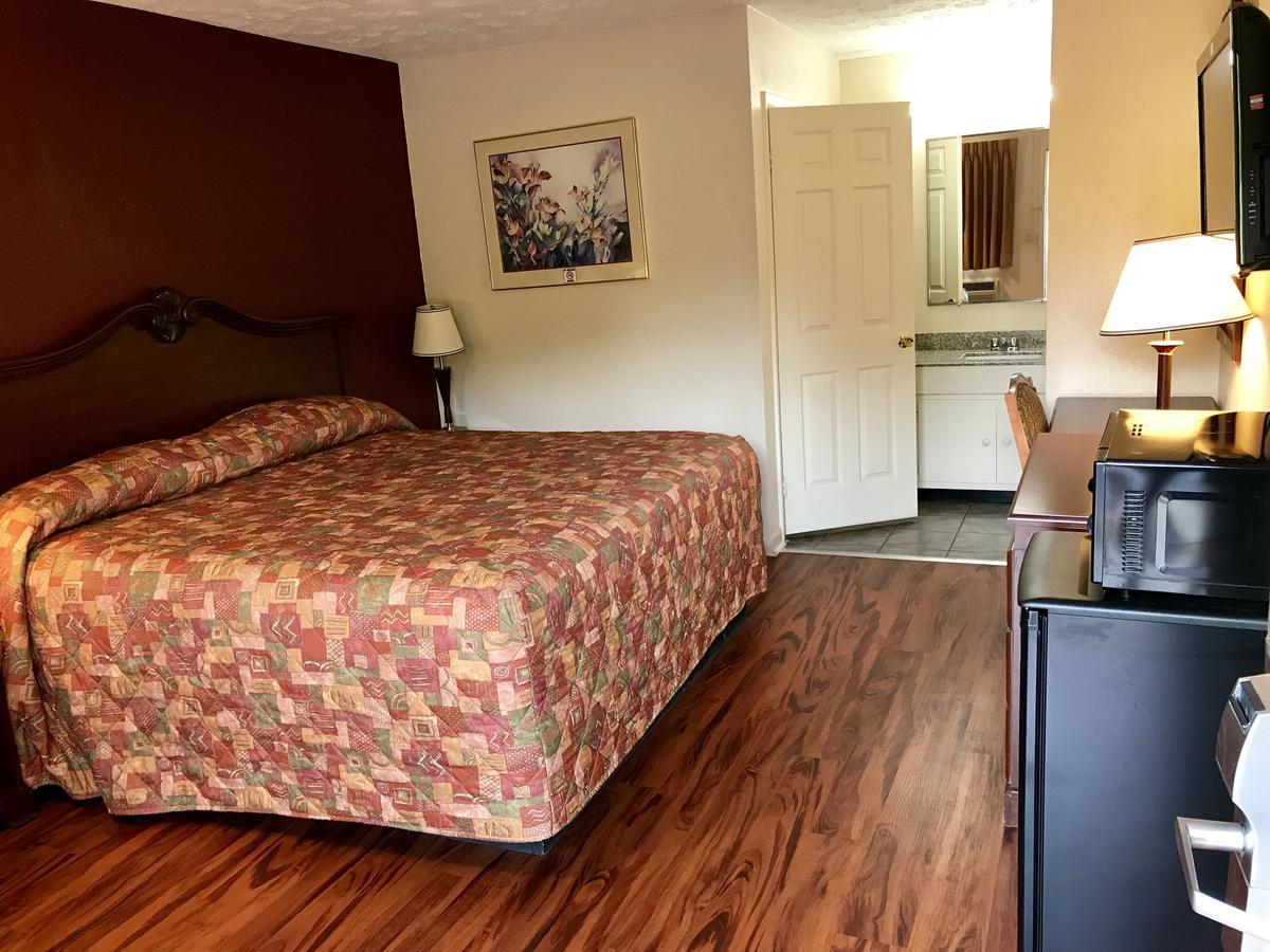 American Inn Stevenson מראה חיצוני תמונה